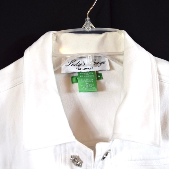 Boutique White jean jacket with rhinestone buttons - Picture 3 of 4